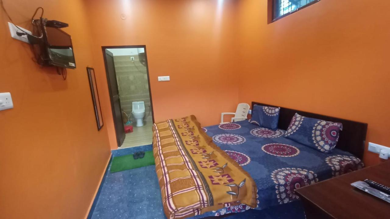 Goodwill Home Stay Almora Bagian luar foto