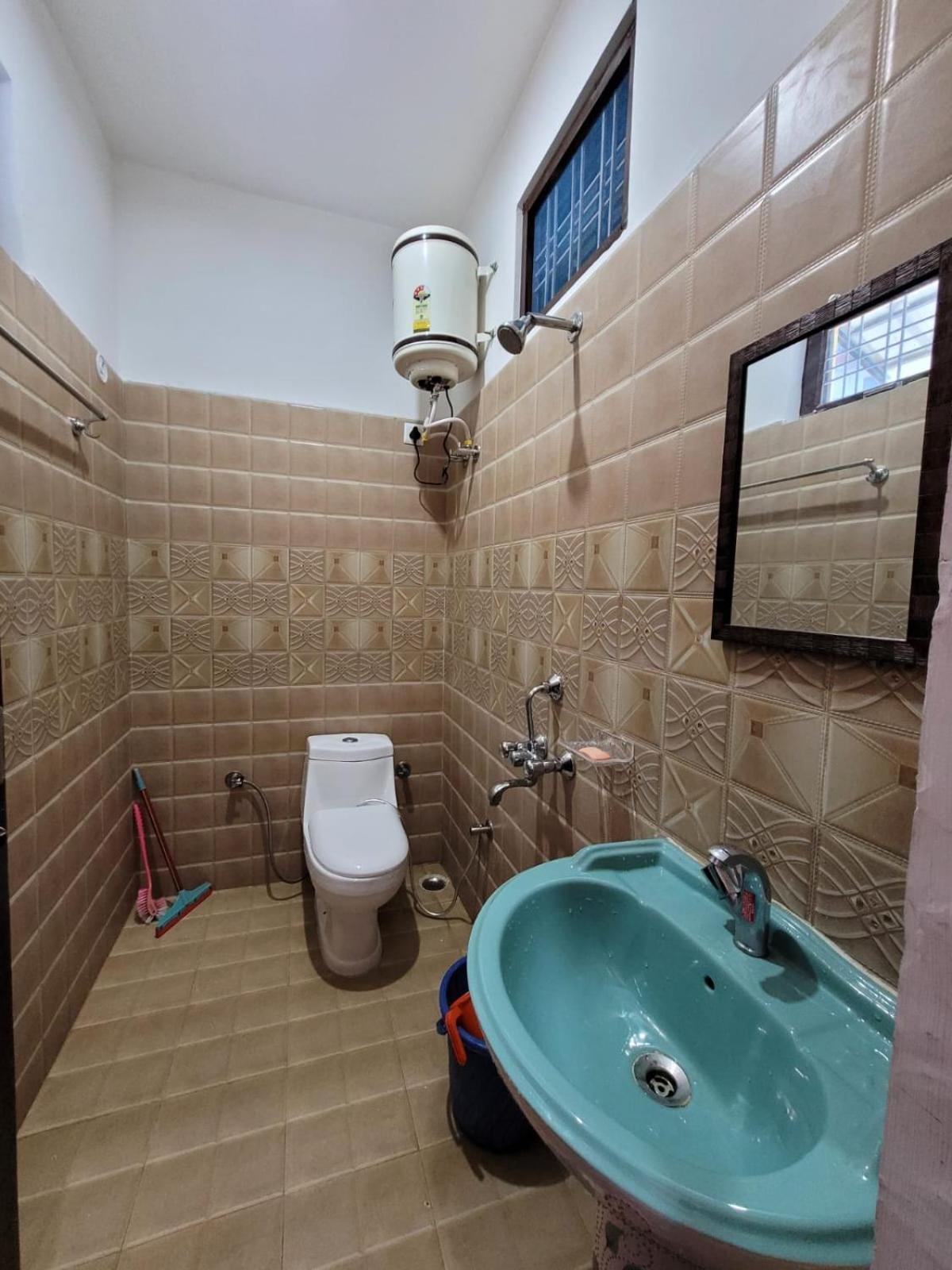 Goodwill Home Stay Almora Bagian luar foto